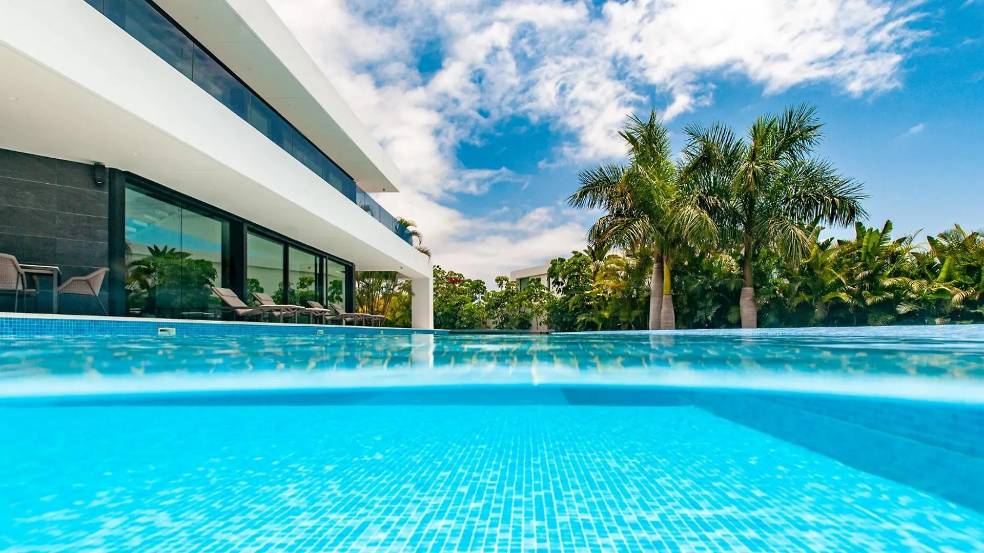 Suncanarias Villa Macaronesia Costa Adeje